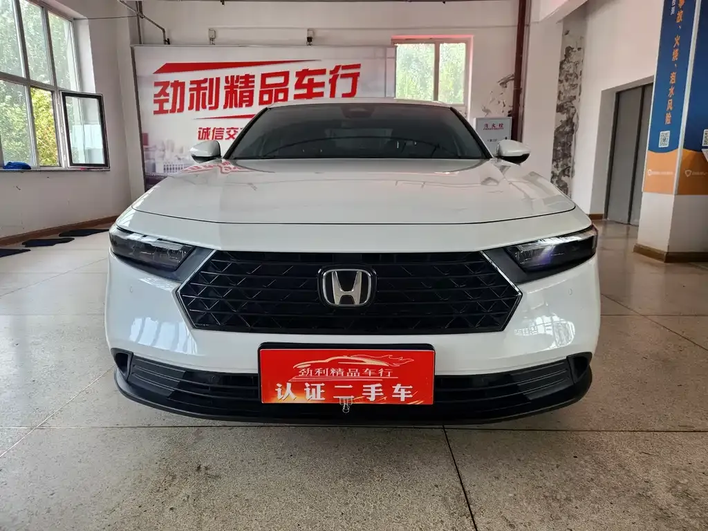 Honda Accord 2023 из CN, фото 2