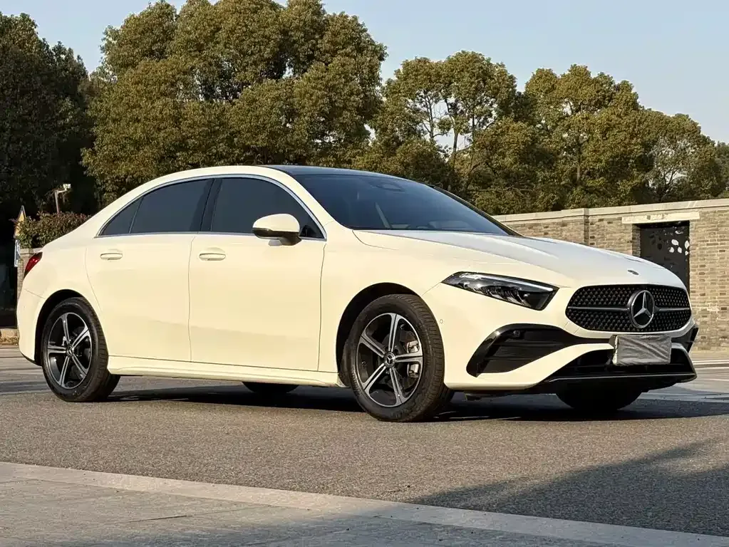 Mercedes-Benz A-Class 2023 из CN, фото 3