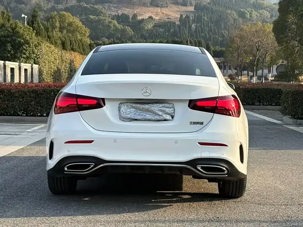 Mercedes-Benz A-Class 2023 из CN, фото 7