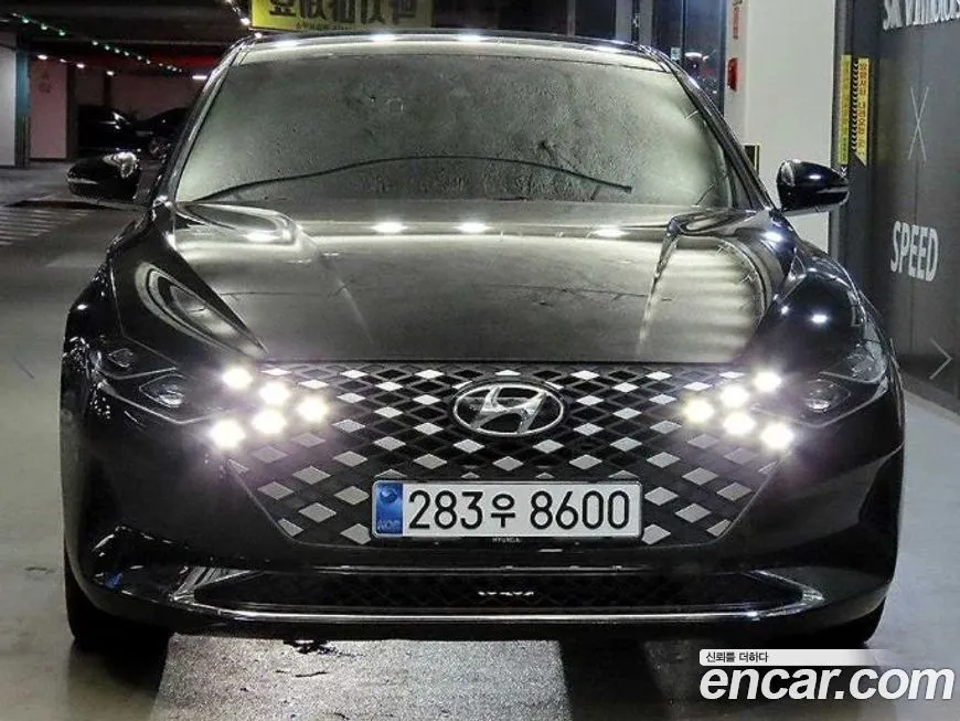 Hyundai Grandeur 2022 из KR, фото 2