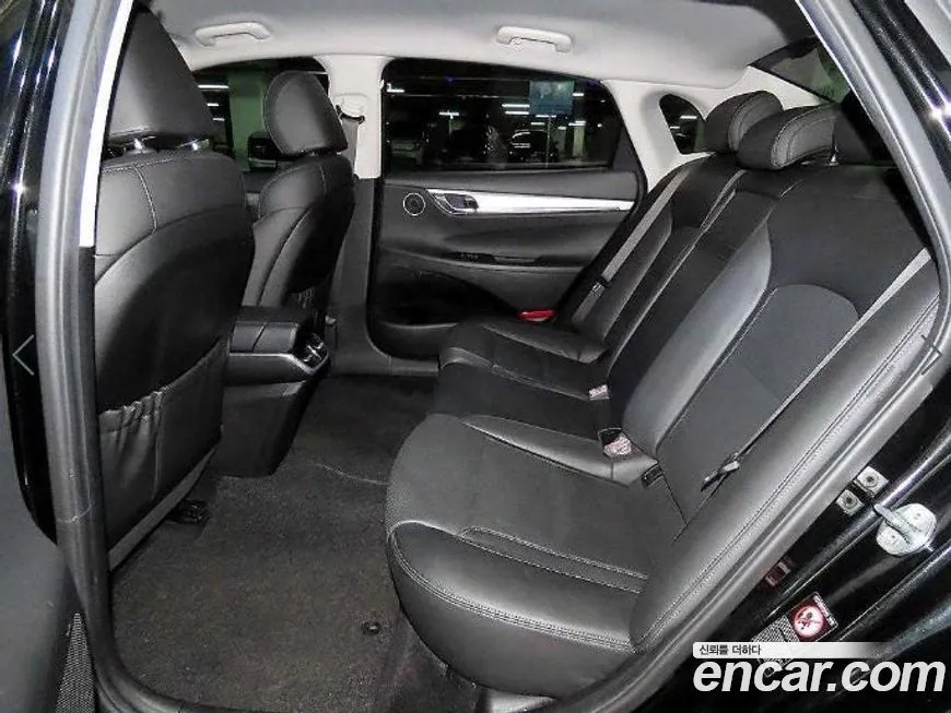 Hyundai Grandeur 2022 из KR, фото 7