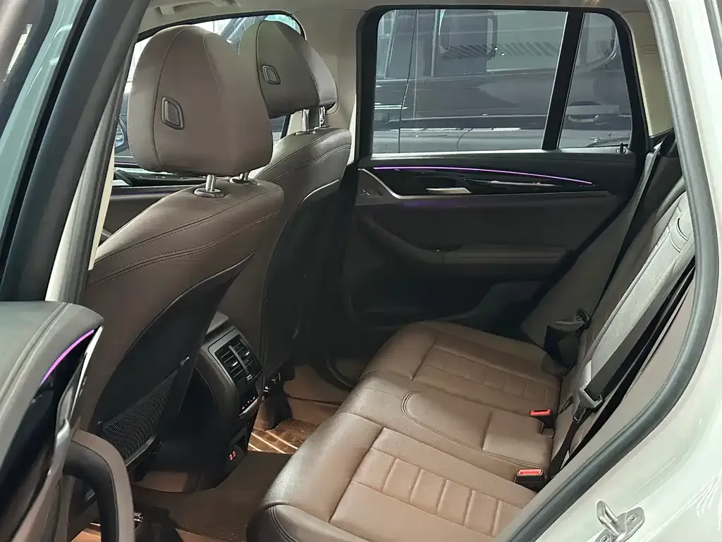BMW X3 2021 из CN, фото 9