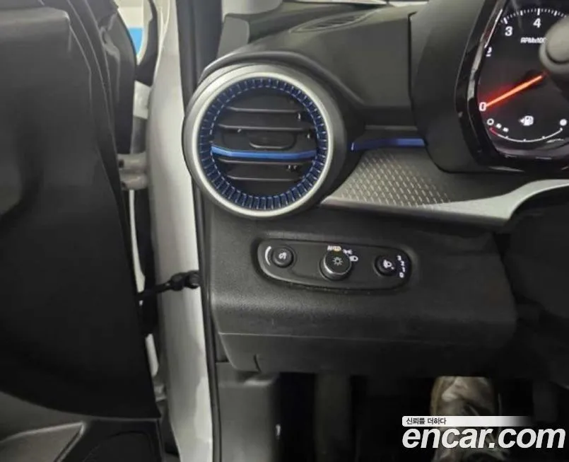 Chevrolet (GM Daewoo) Trax 2025 из KR, фото 7