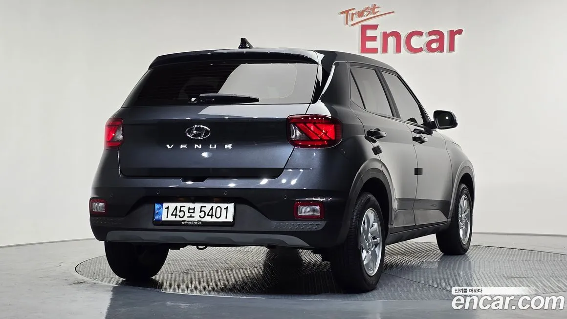 Hyundai Venue 2022 из KR, фото 2