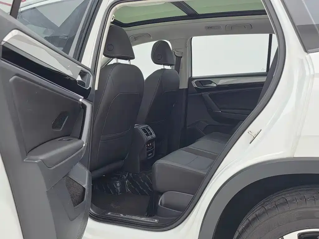 Volkswagen Tayron 2022 из CN, фото 10