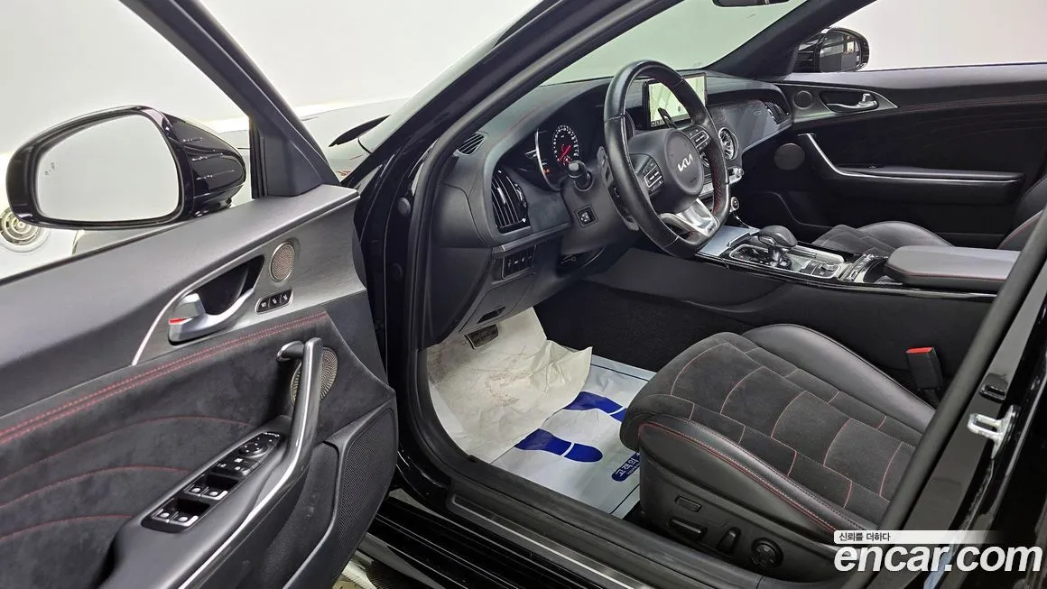 Kia Stinger 2023 из KR, фото 10