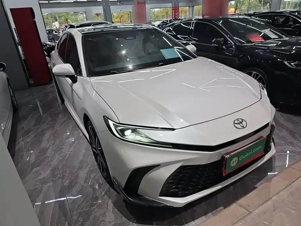 Toyota Camry 2025 из CN, фото 4