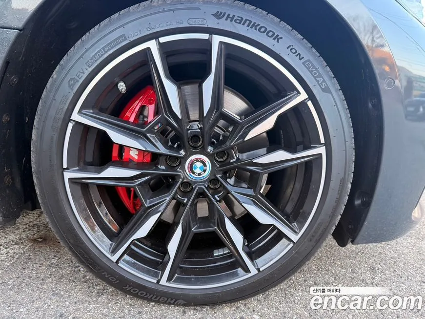 BMW i4 2024 из KR, фото 5