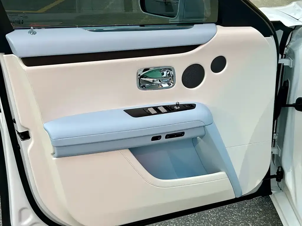 Rolls-Royce Ghost 2025 из CN, фото 5
