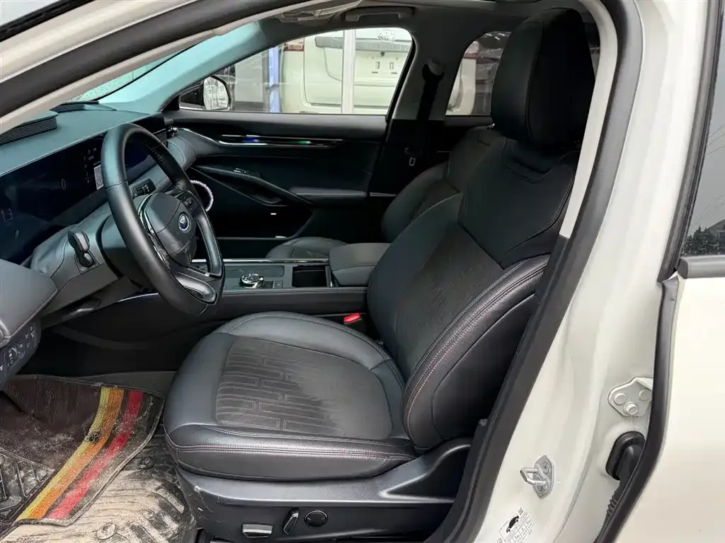 Ford Mondeo 2024 из CN, фото 8