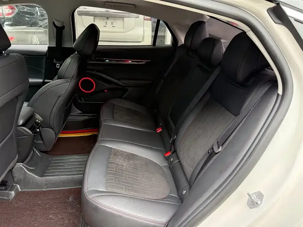 Ford Mondeo 2024 из CN, фото 9