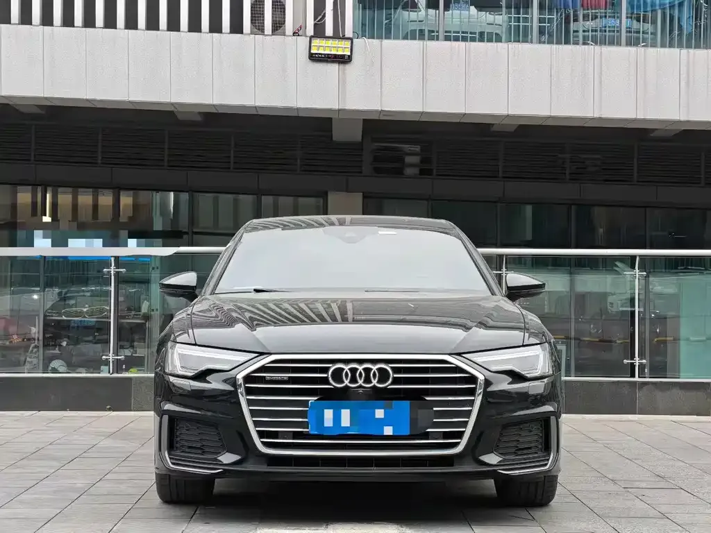 Audi A6L 2021 из CN, фото 2