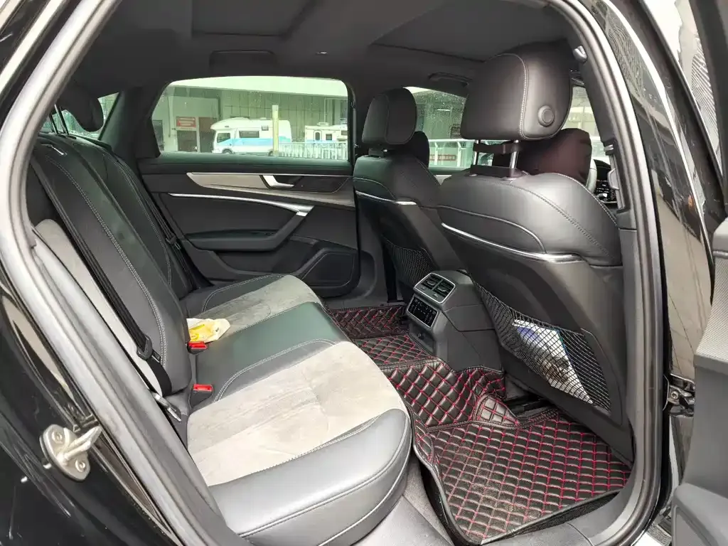 Audi A6L 2021 из CN, фото 8