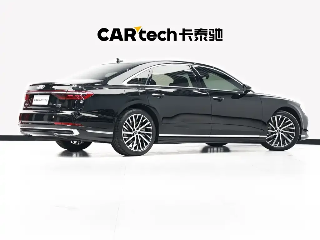 Audi A8 2022 из CN, фото 4