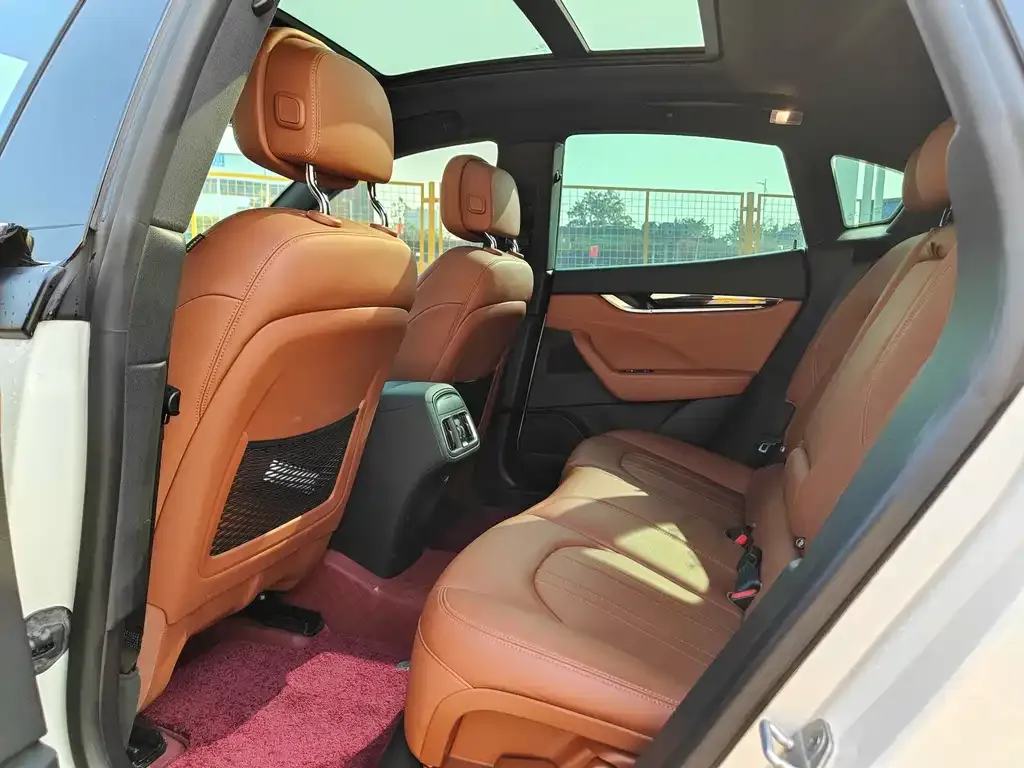 Maserati Levante 2022 из CN, фото 10