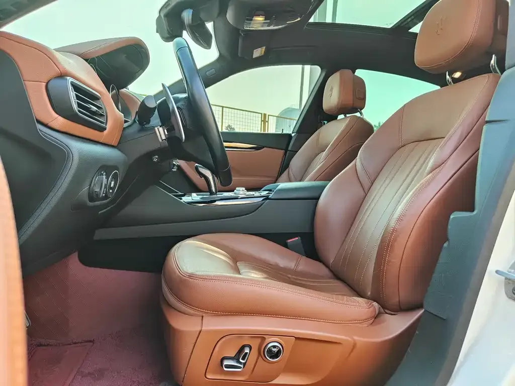 Maserati Levante 2022 из CN, фото 7