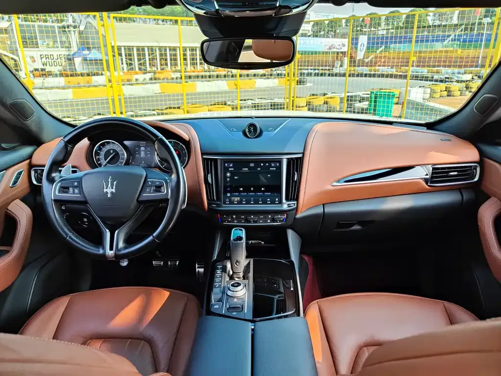 Maserati Levante 2022 из CN, фото 9
