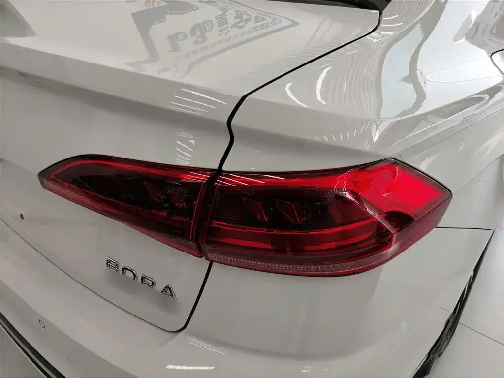 Volkswagen Bora 2023 из CN, фото 8