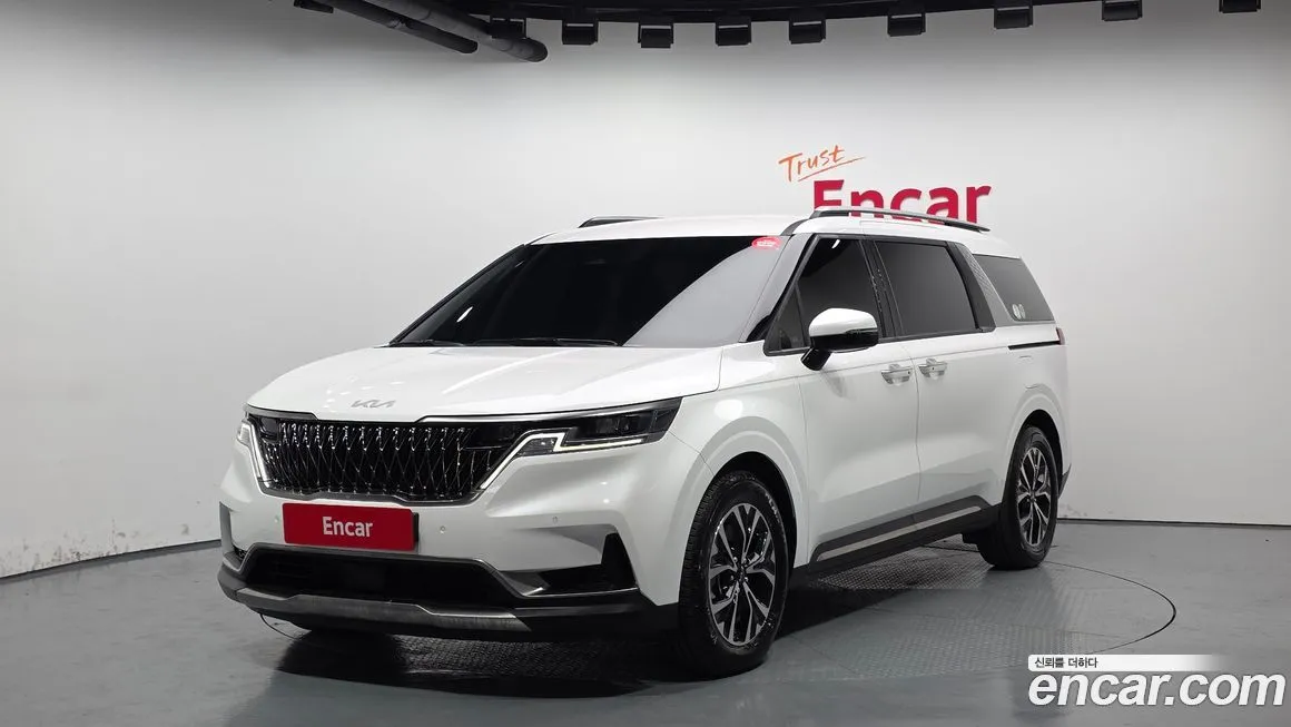 Kia Carnival 2023 из KR, фото 1