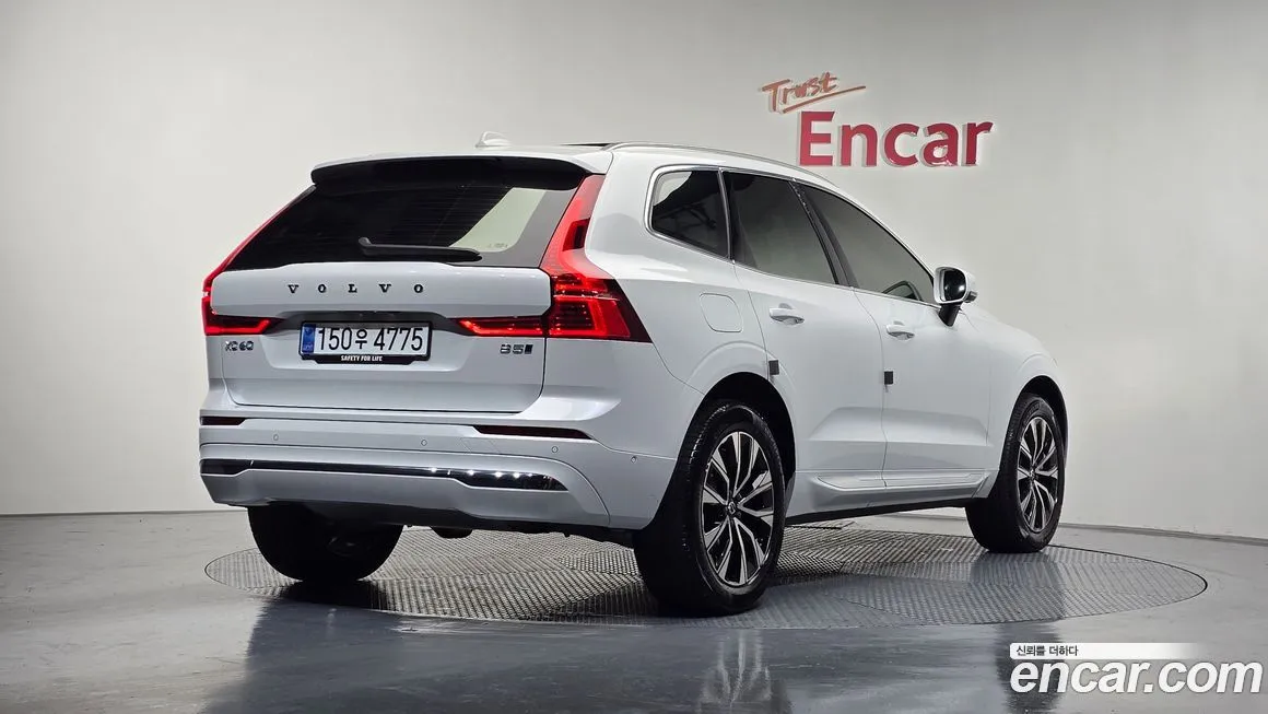 Volvo XC60 2025 из KR, фото 2