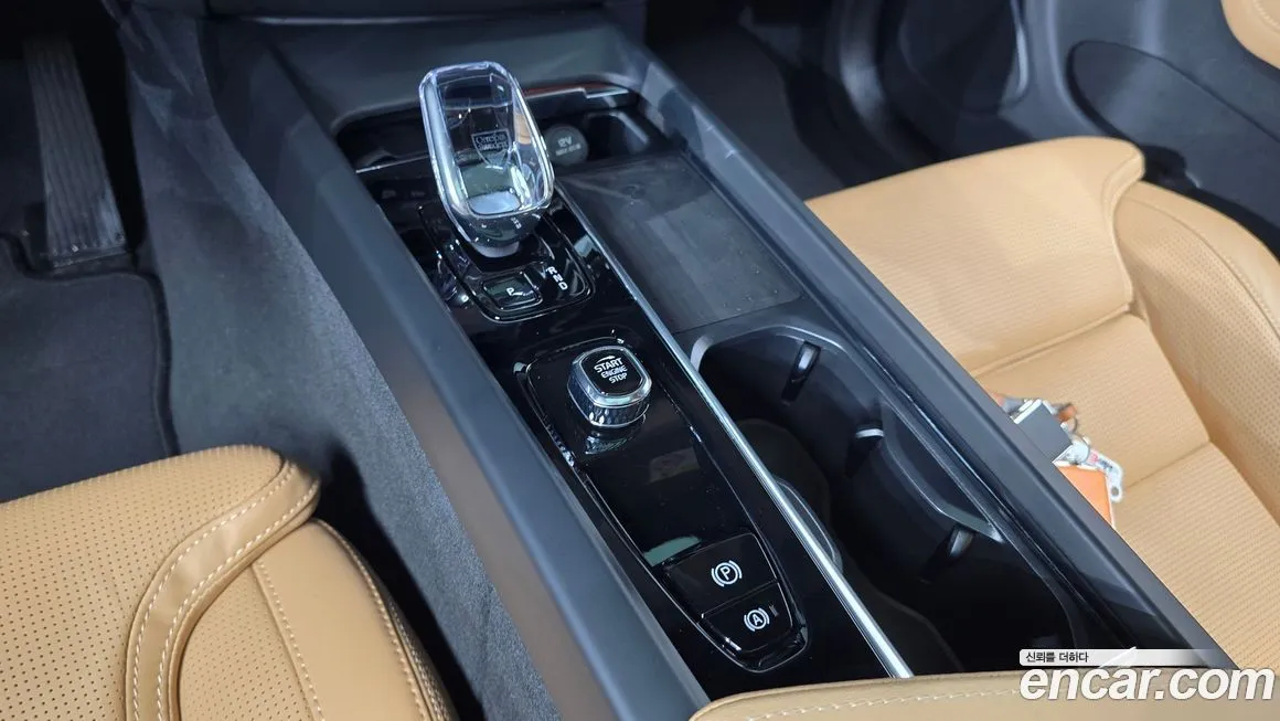 Volvo XC60 2025 из KR, фото 9