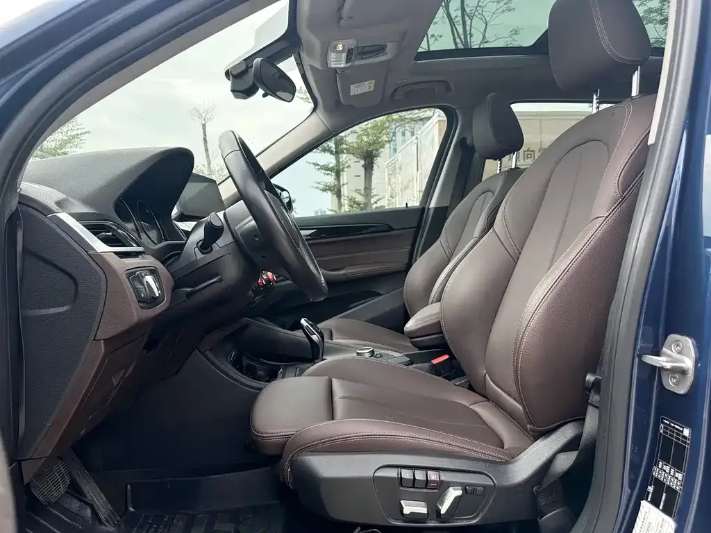 BMW X1 2021 из CN, фото 10