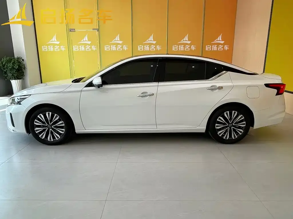 Nissan Teana 2024 из CN, фото 4