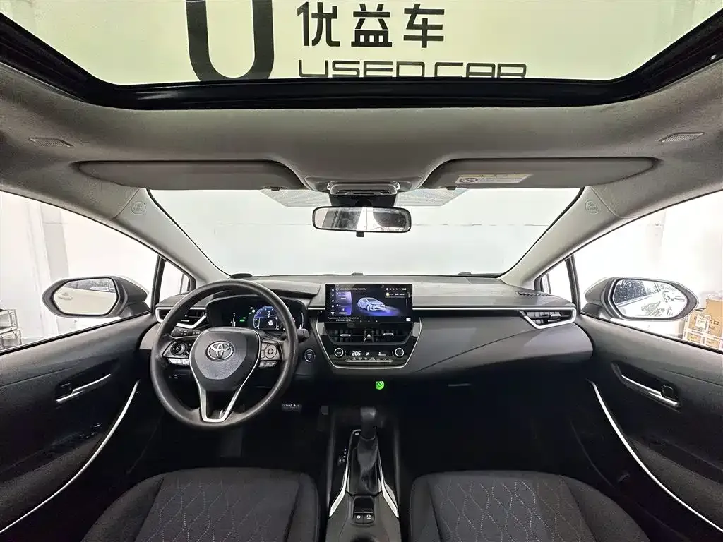 Toyota Corolla 2023 из CN, фото 6
