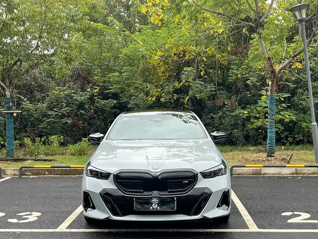BMW i5 M60 2025 из CN, фото 2