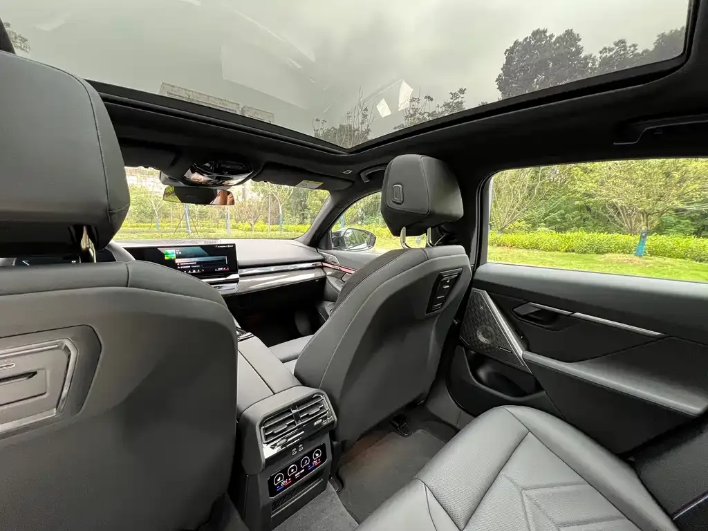 BMW i5 M60 2025 из CN, фото 7