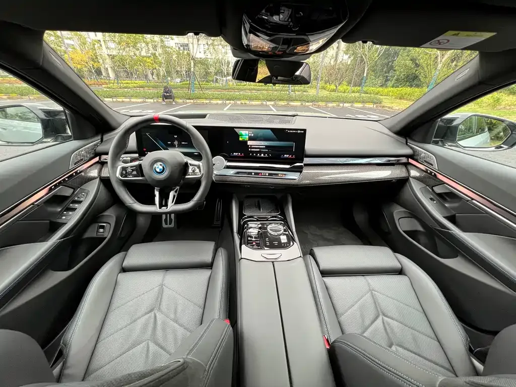 BMW i5 M60 2025 из CN, фото 8