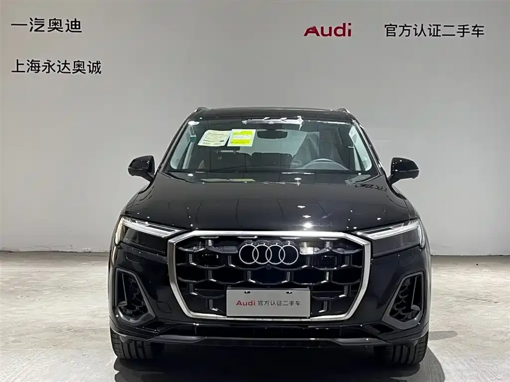 Audi Q7 2025 из CN, фото 2