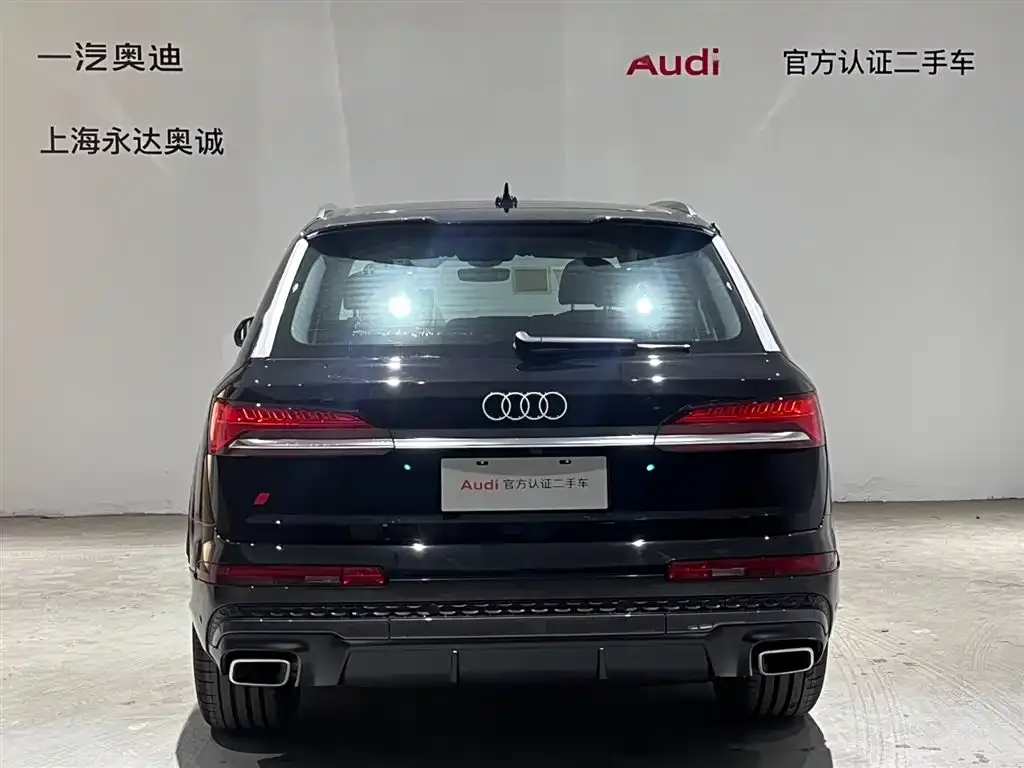 Audi Q7 2025 из CN, фото 3