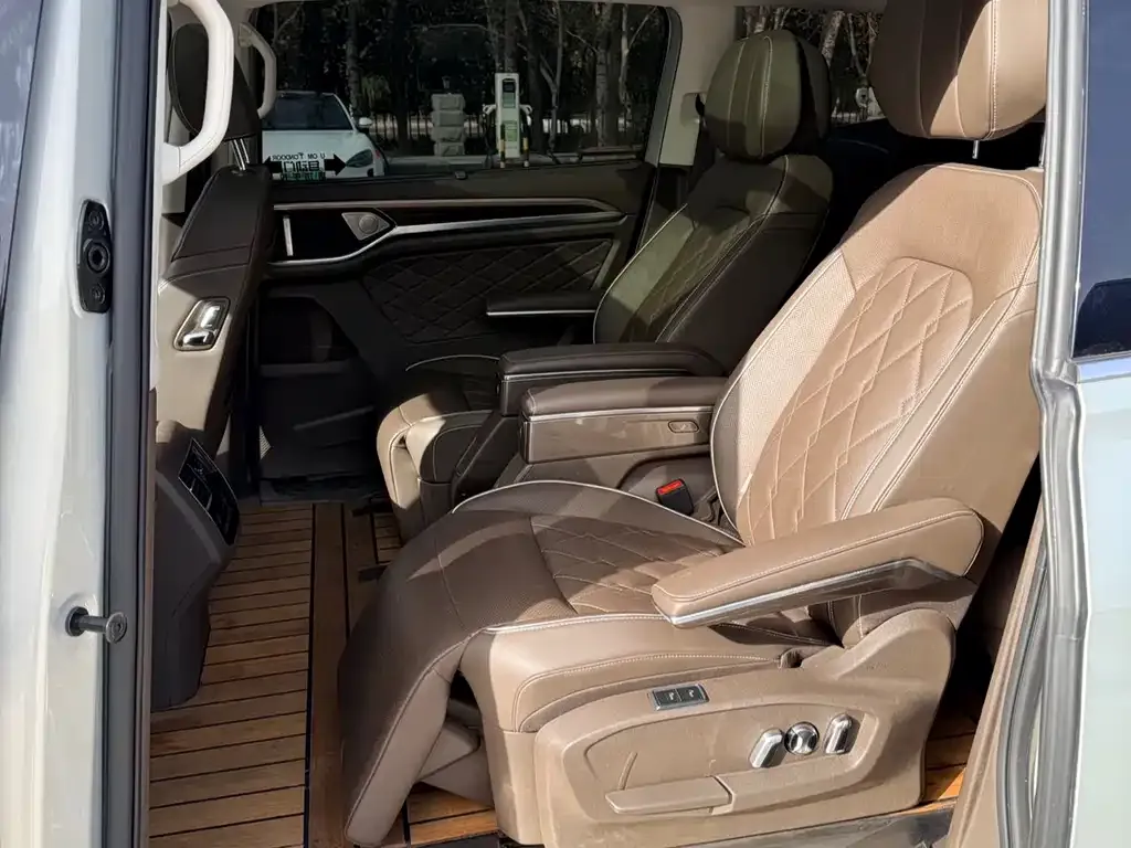 Volkswagen Viloran 2021 из CN, фото 10