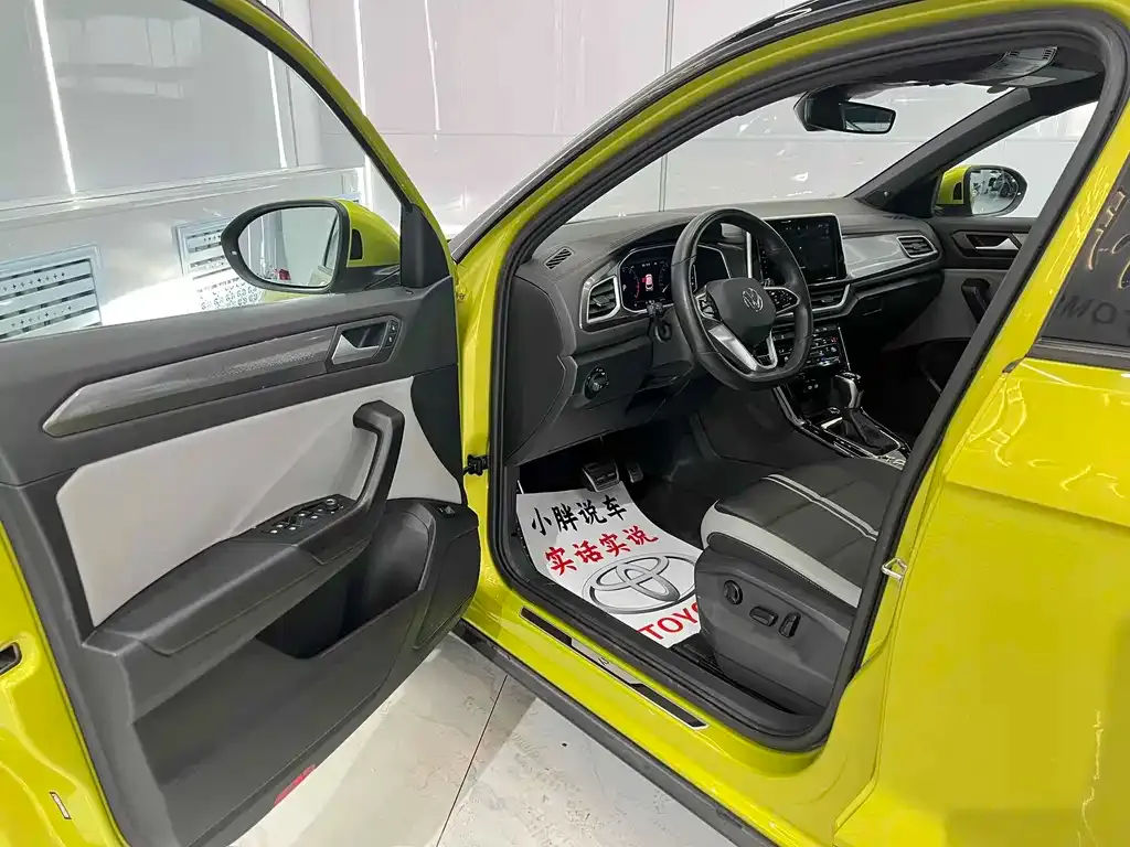Volkswagen T-Roc 2023 из CN, фото 7