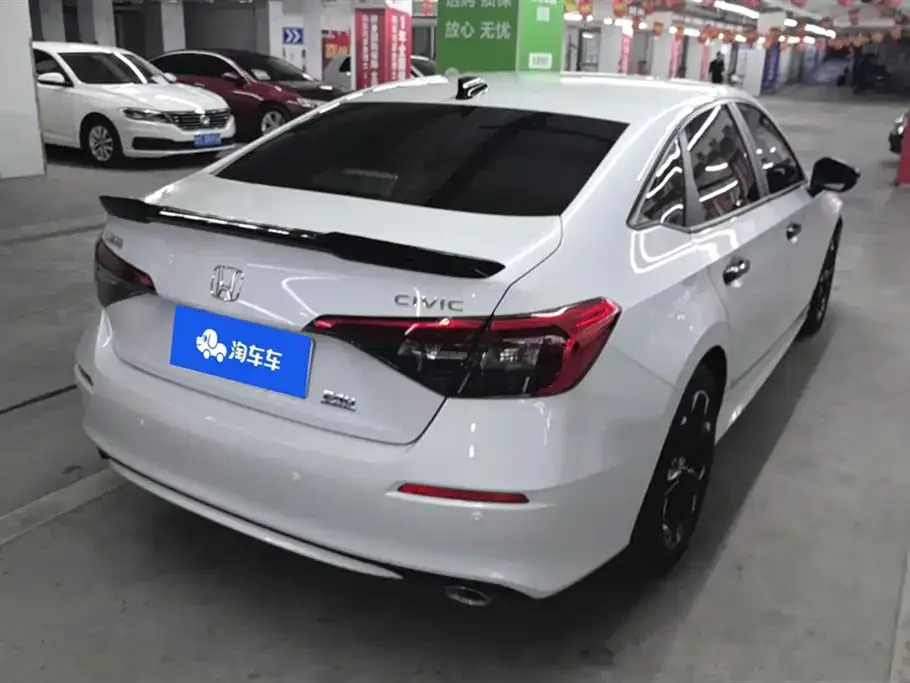 Honda Civic 2024 из CN, фото 3