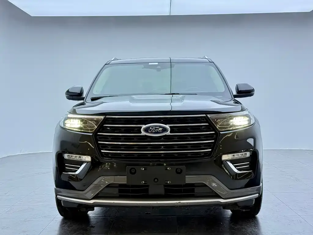 Ford Explorer 2021 из CN, фото 2