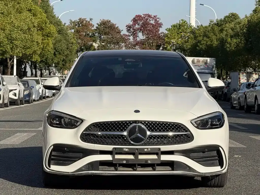 Mercedes-Benz C-Class 2023 из CN, фото 2