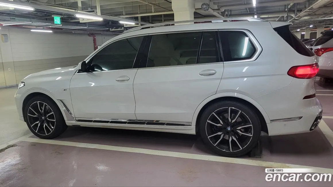 BMW X7 2021 из KR, фото 8