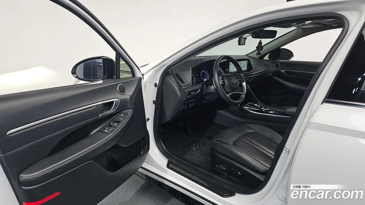 Hyundai Sonata 2022 из KR, фото 10