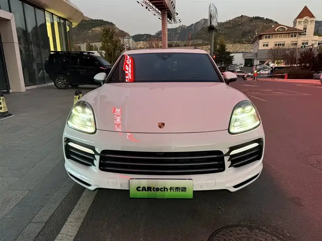 Porsche Cayenne Hybrid 2021 из CN, фото 2