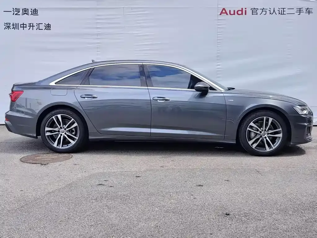 Audi A6L 2021 из CN, фото 8