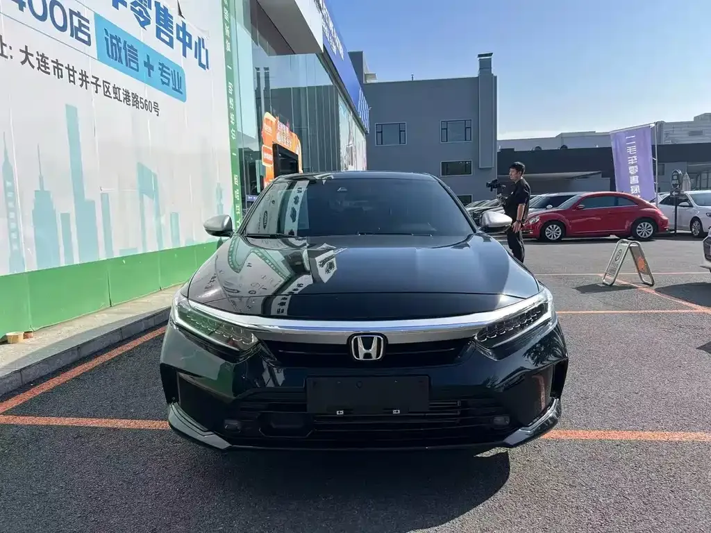 Honda Inspire 2023 из CN, фото 2