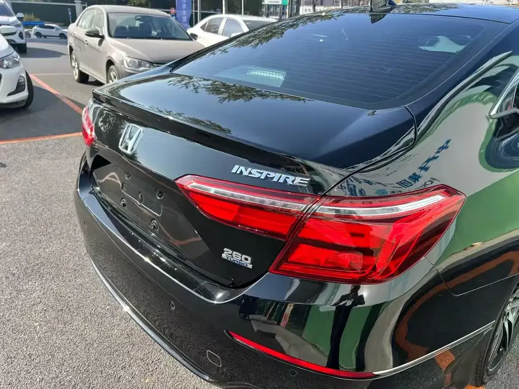 Honda Inspire 2023 из CN, фото 6
