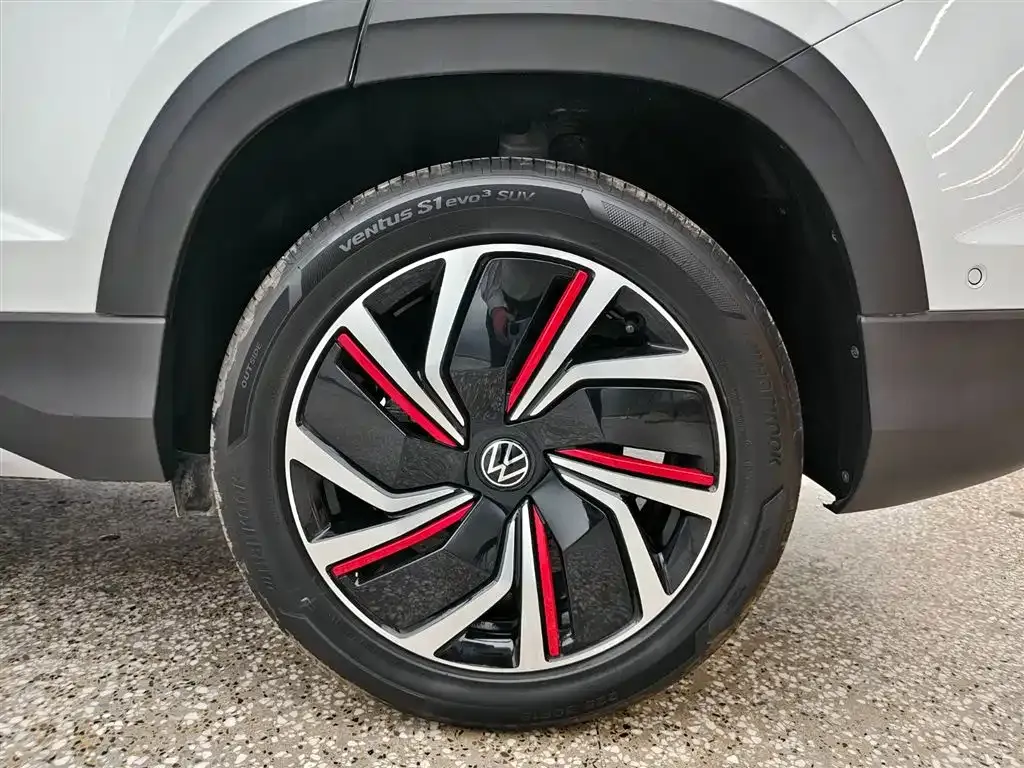 Volkswagen Tharu 2024 из CN, фото 7