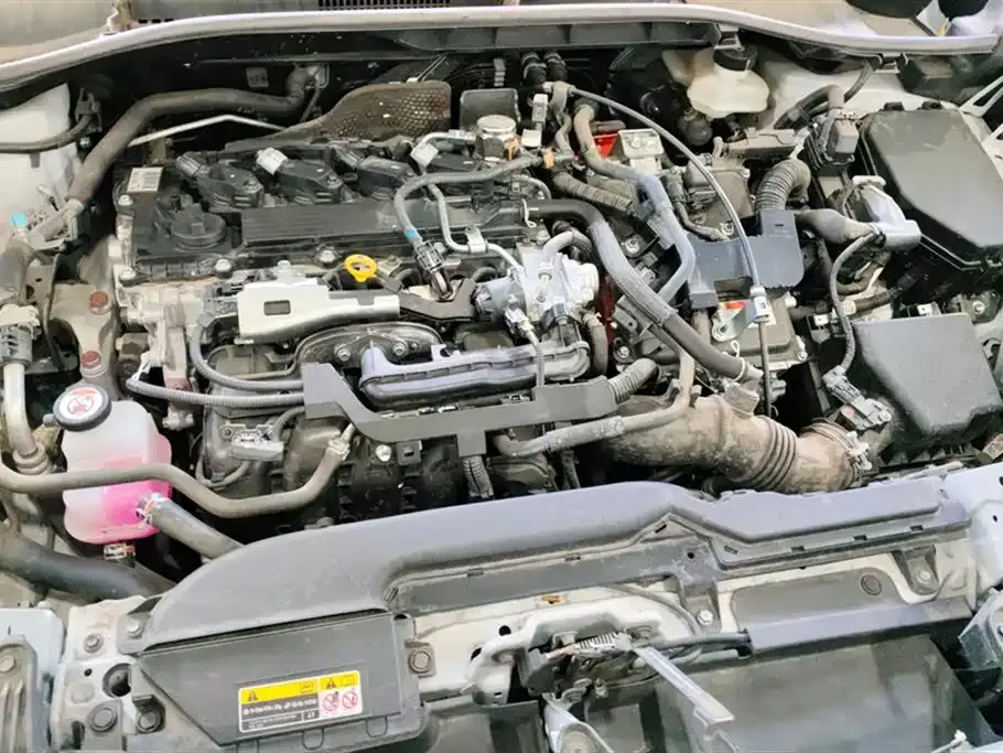 Toyota Corolla Cross 2023 из CN, фото 10