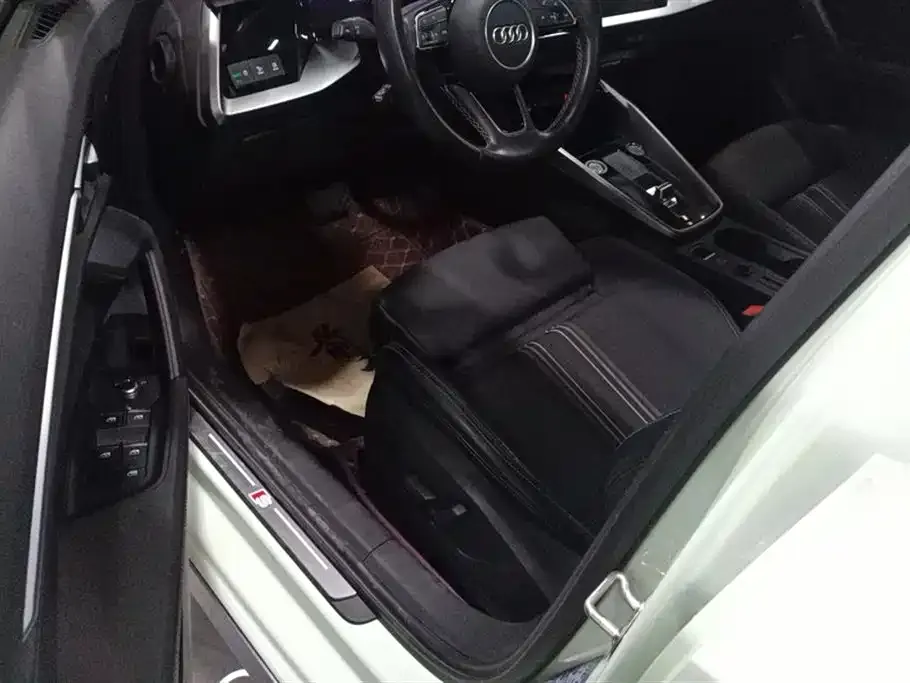 Audi A3 2022 из CN, фото 9