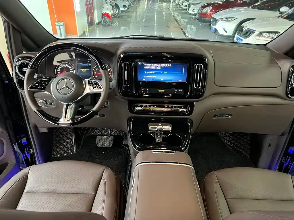 Mercedes-Benz Vito 2025 из CN, фото 4