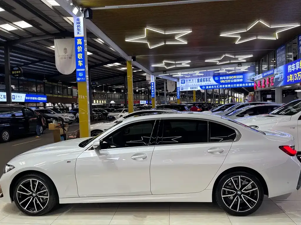 BMW 3 Series 2023 из CN, фото 4