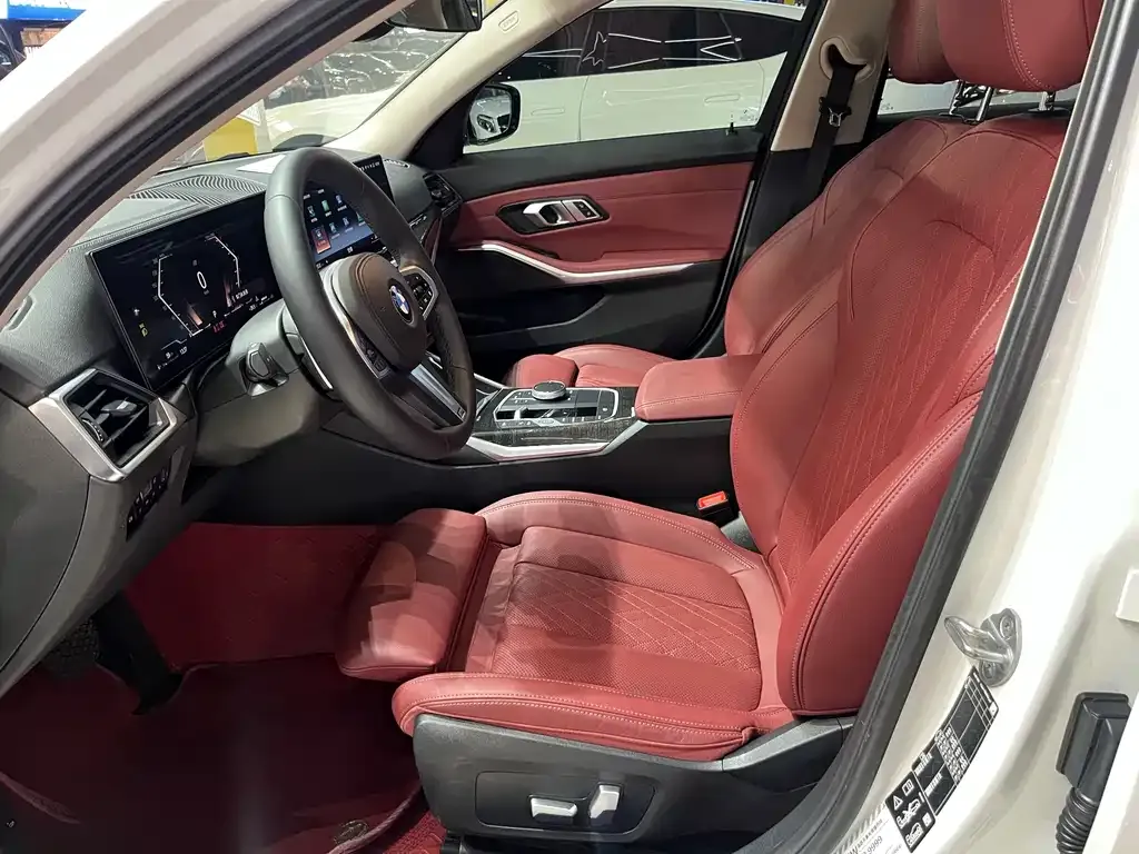 BMW 3 Series 2023 из CN, фото 7